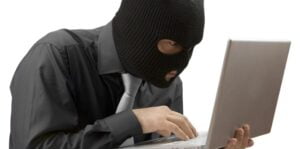 Sinais de Que Alguém Está Roubando Sua Conta ou Se Passando por Você na Internet