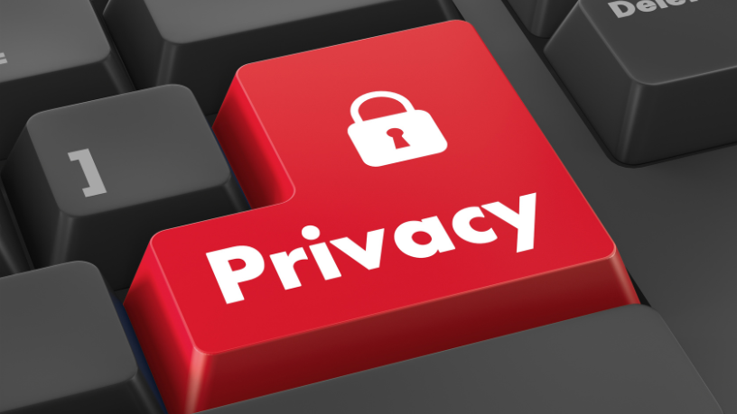 Crimes de Invasão de Privacidade através de Dispositivos Eletrônicos